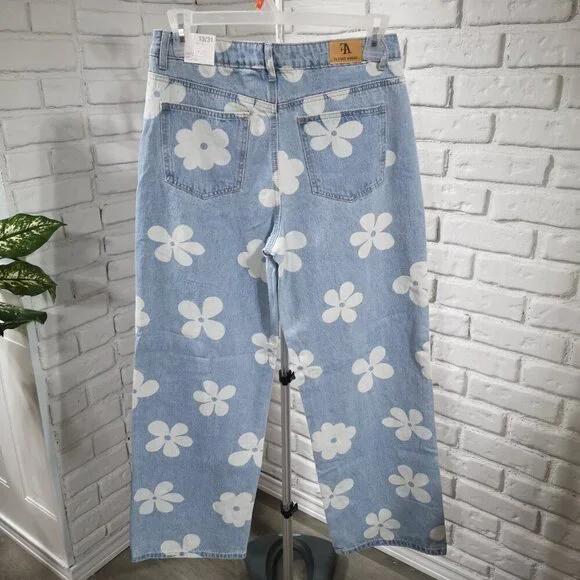 NWT Flying Angel Premium Ladies Size 13/31 Wide Straight Leg High Rise Fit Jeans - Picture 2 of 11